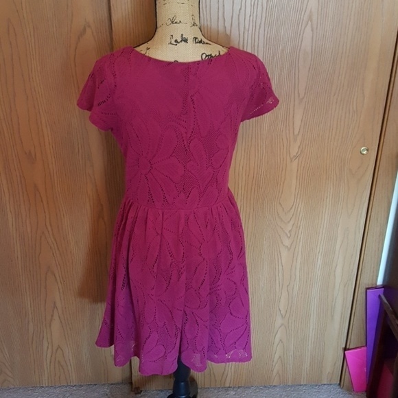 Medium maroon LC lauren conrad dress. Like new - Picture 3 of 3